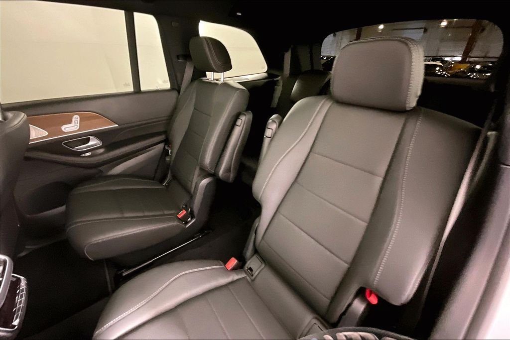 2025 Mercedes-Benz GLS Base - Photo 18