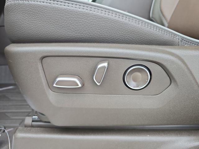 2026 GMC Sierra 3500HD Denali - Photo 19