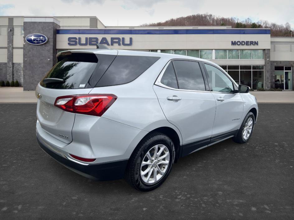 Used 2020 Silver Ice Metallic Chevrolet LT image 5