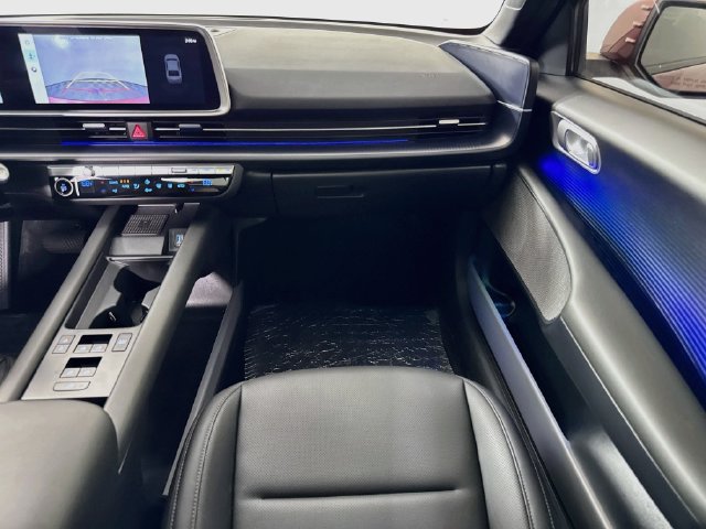 Certified Used 2025 Red Hyundai SEL image 39