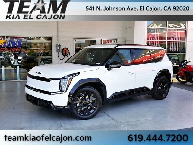 2026 Kia EV9 Land AWD's photo