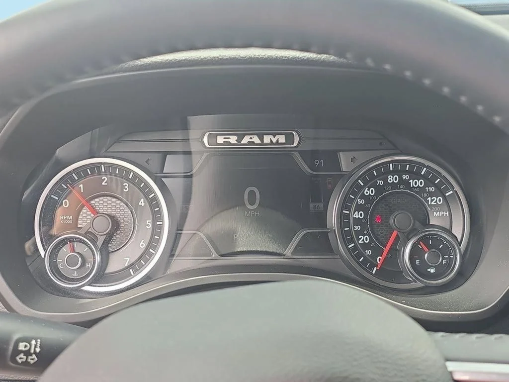 Used 2022 White Ram Laramie image 26