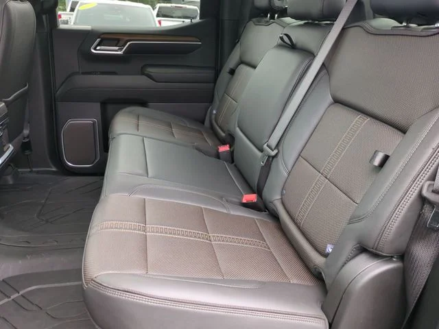 Used 2024 Gray Chevrolet High Country image 23