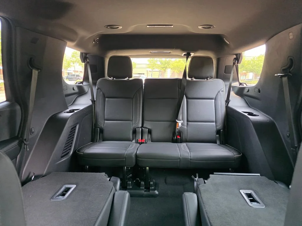 Used 2025 Sterling Gray Metallic Chevrolet Premier image 26