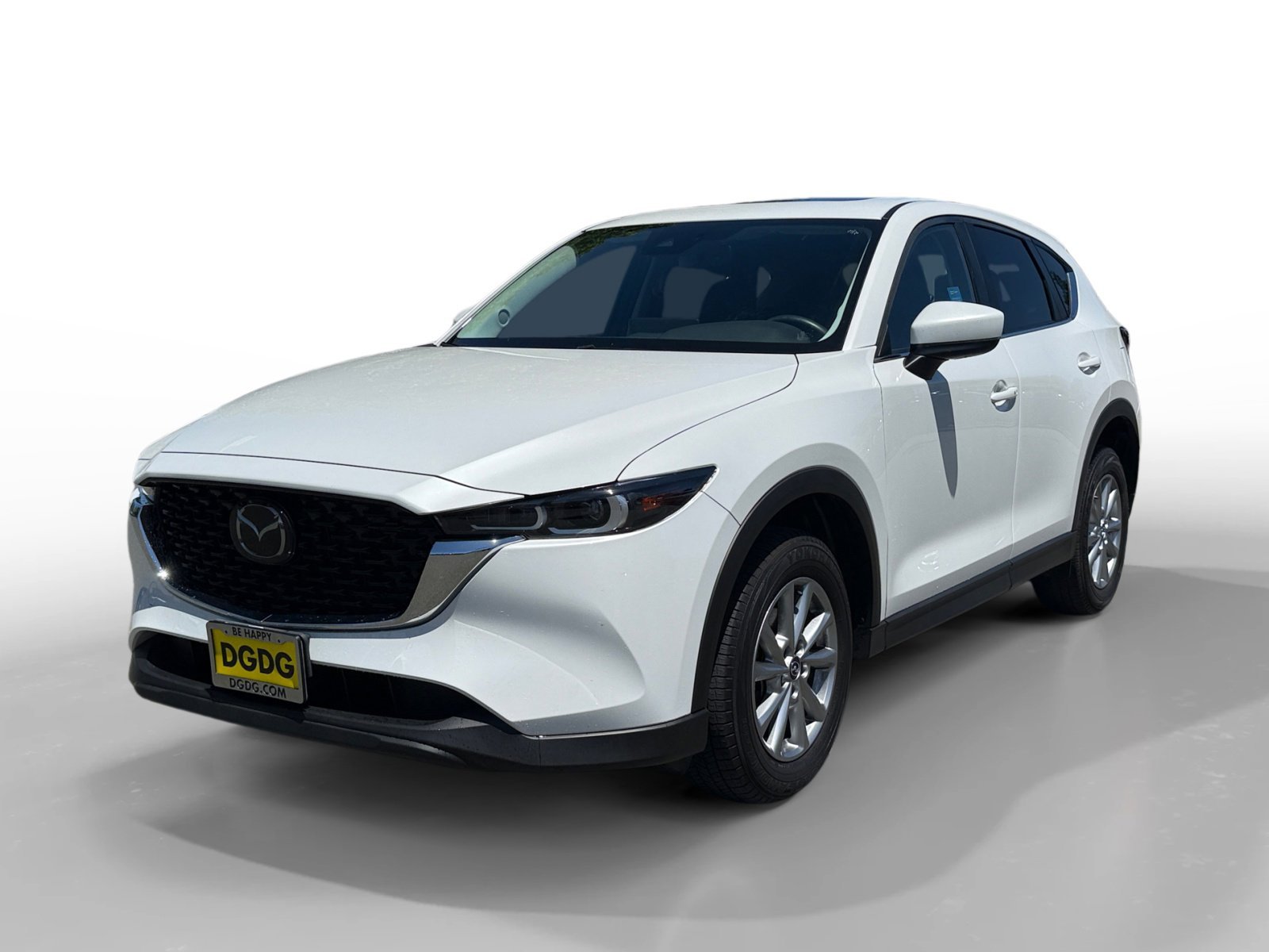 2023 Mazda CX-5 S Preferred package Auto AWD's photo
