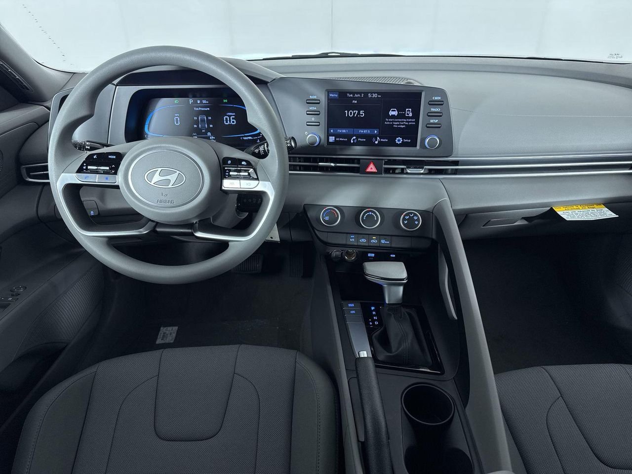 New 2026 Amazon Gray Hyundai SE image 15