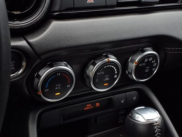 Used 2025 Gray Mazda Grand Touring image 10