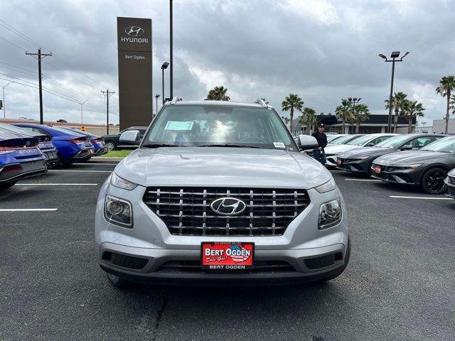 New 2026 Silver Hyundai SEL image 2