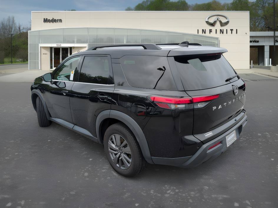 Used 2024 Super Black Nissan SV image 5
