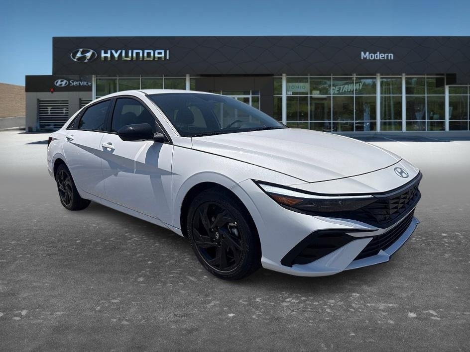 New 2026 Serenity White Hyundai SEL Sport image 17