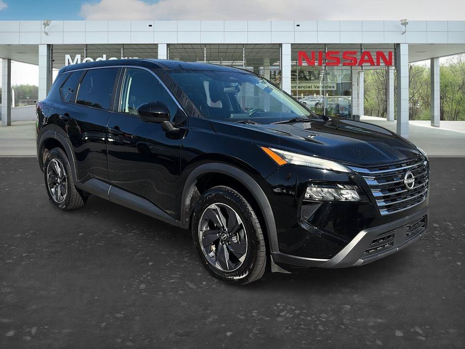 Used 2025 Super Black Nissan SV image 7