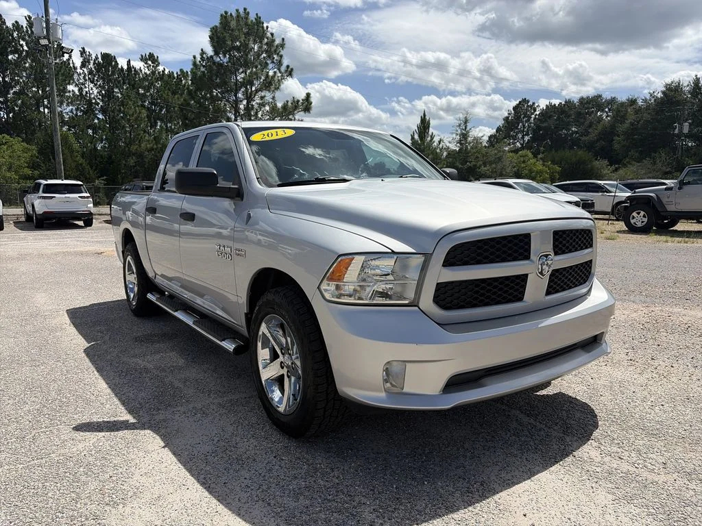 Used 2013 Silver Ram Express image 8
