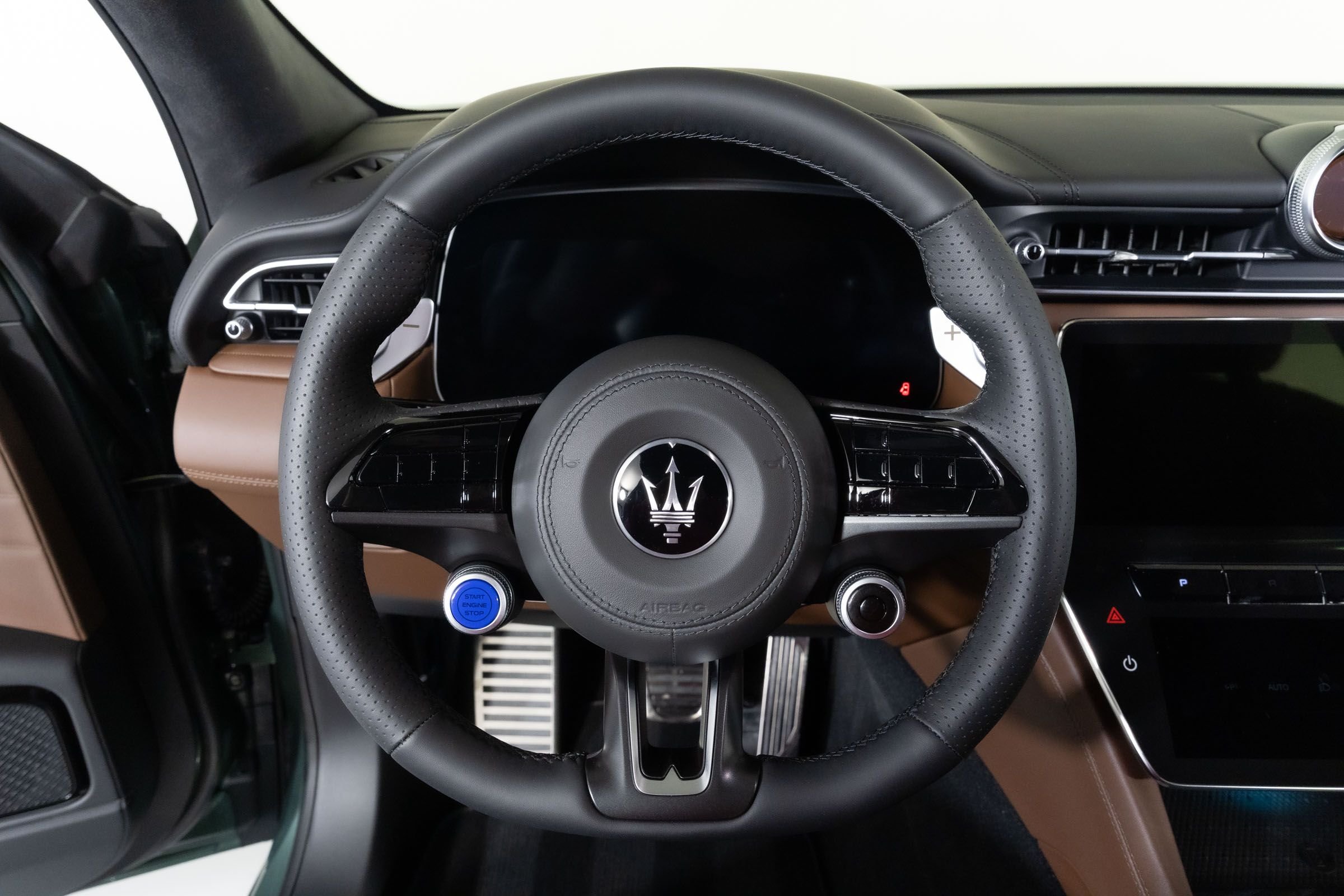 2026 Maserati Grecale Modena V6 - Photo 24