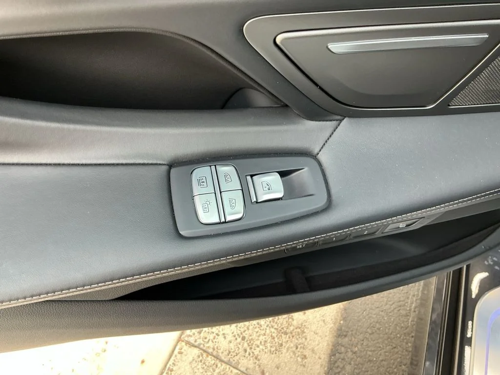 2022 BMW 7 Series 750i - Photo 27