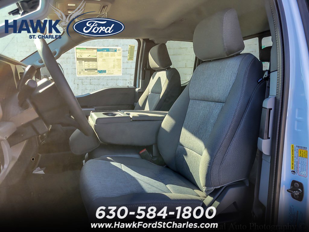 New 2026 Oxford White Ford F-250® XL image 8