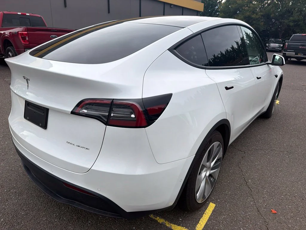 Used 2021 White Tesla Long Range image 7