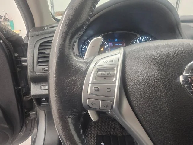 Used 2016 Gun Metallic Nissan 2.5 SR image 28