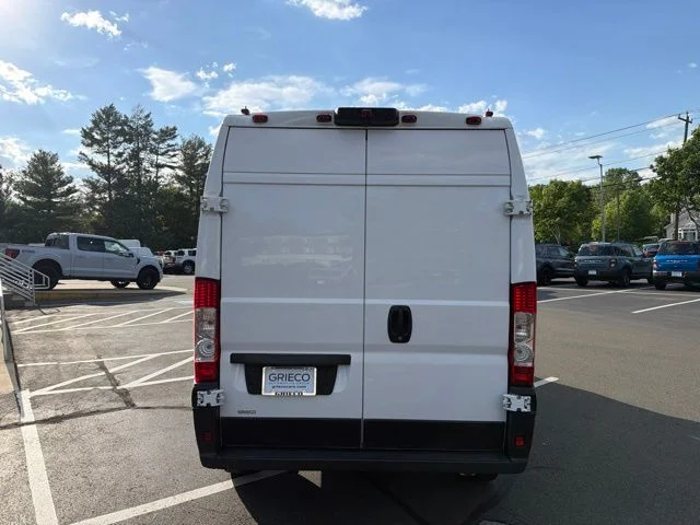 Used 2019 White Ram High Roof image 6