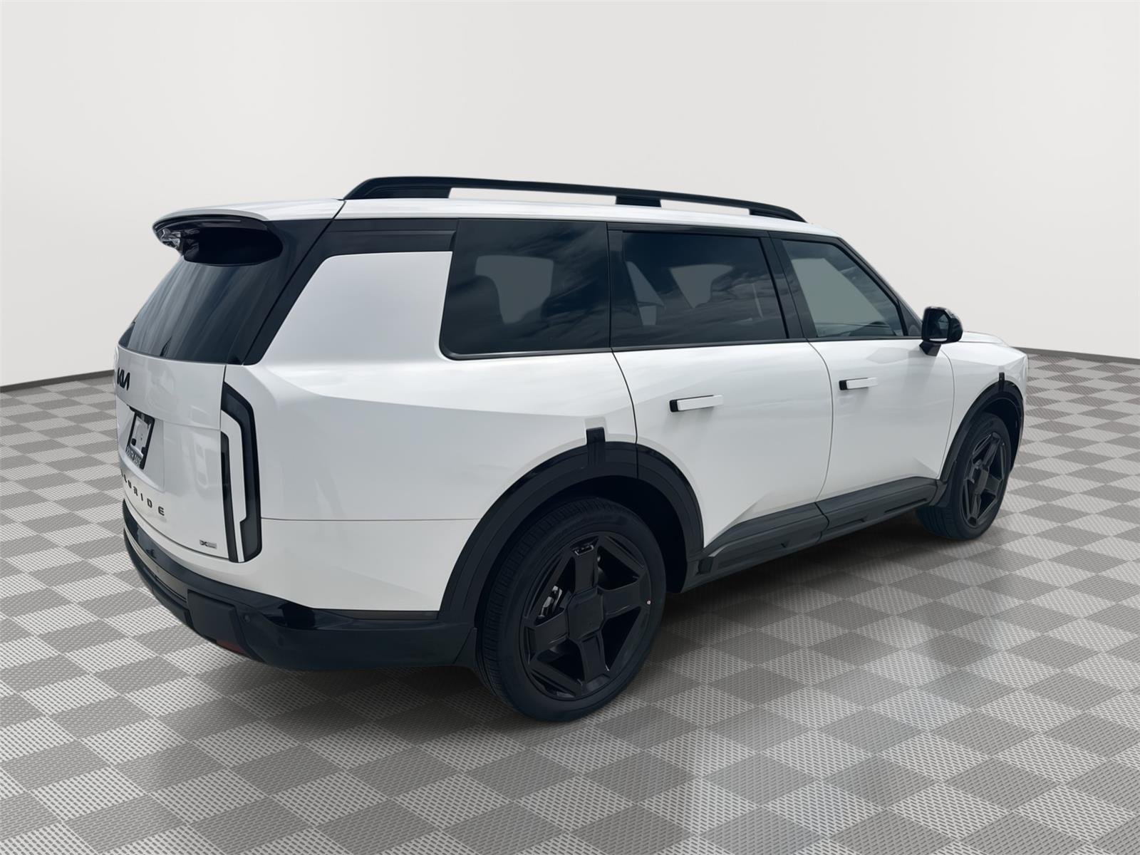 New 2027 Glacial White Pearl Kia X-Line EX image 3