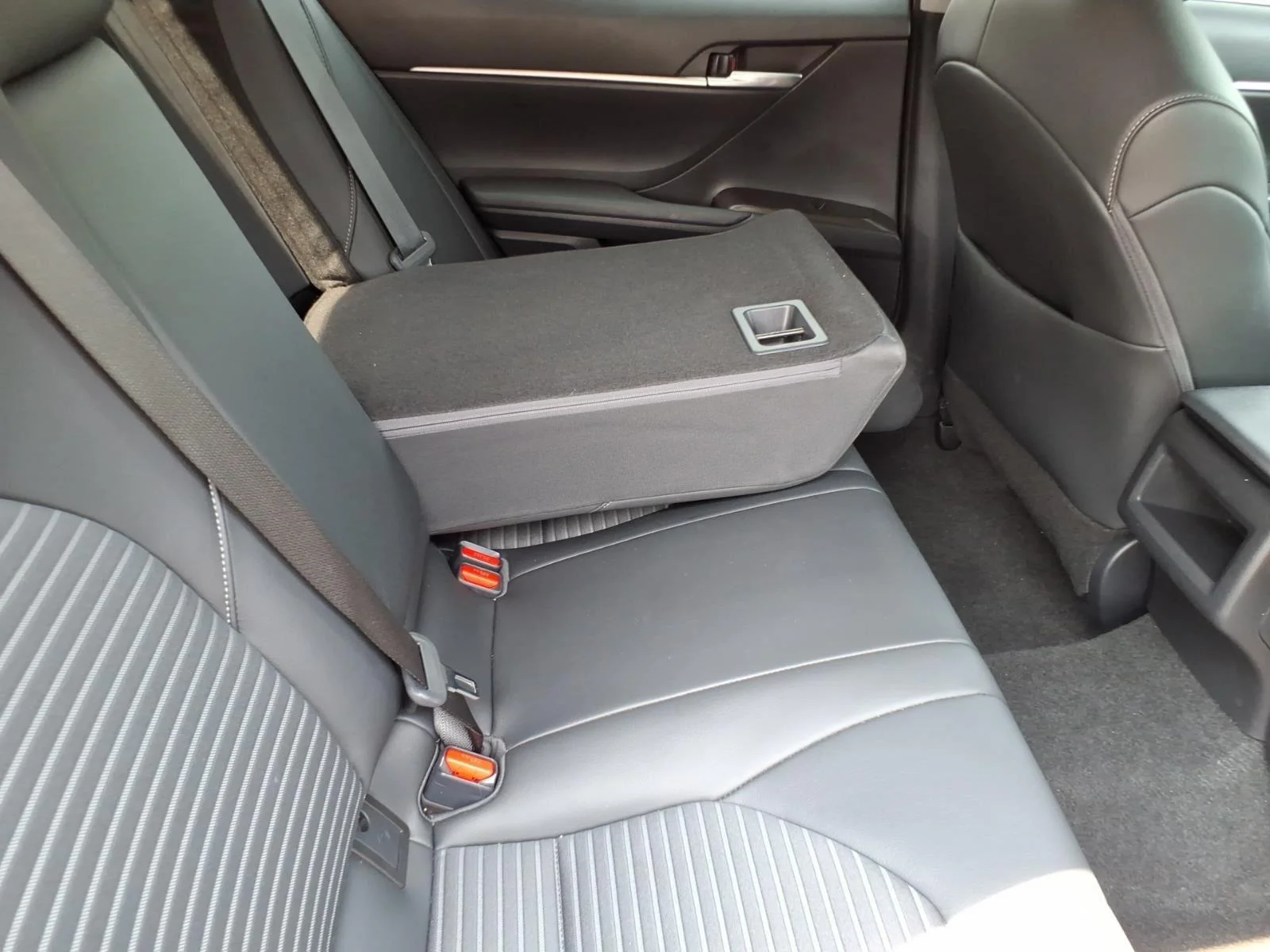 Used 2023 Midnight Black Metallic Toyota SE image 28