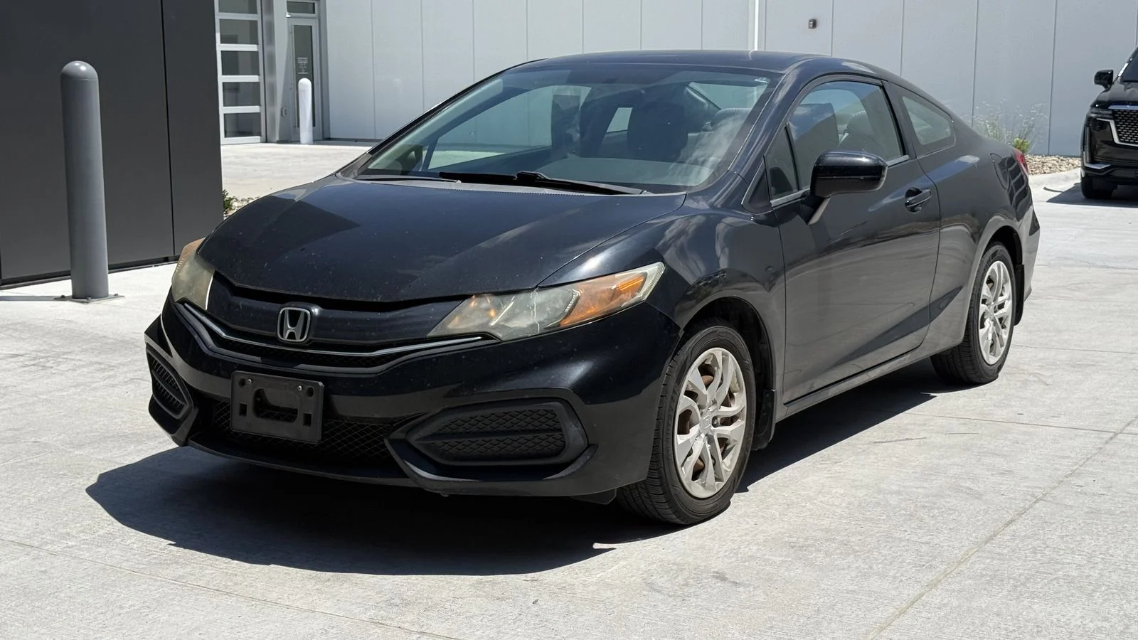 Used 2014 Black Honda LX image 1