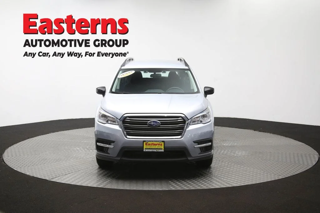 Used 2022 Silver Subaru Base image 51