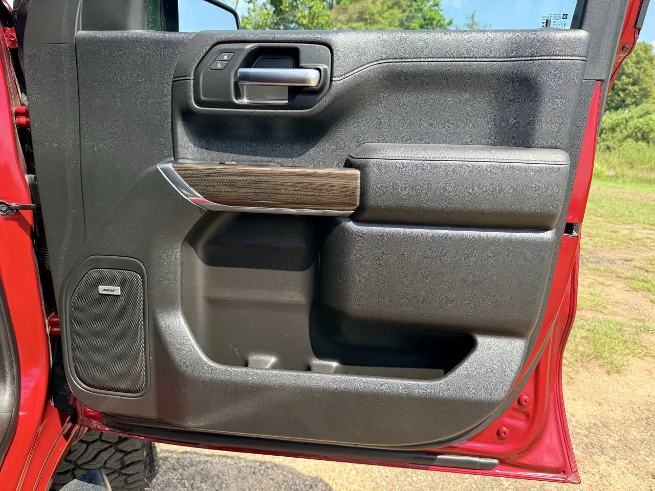 Used 2019 Maroon Chevrolet RST 4x4 4dr Crew Cab 5.8 ft. SB image 28