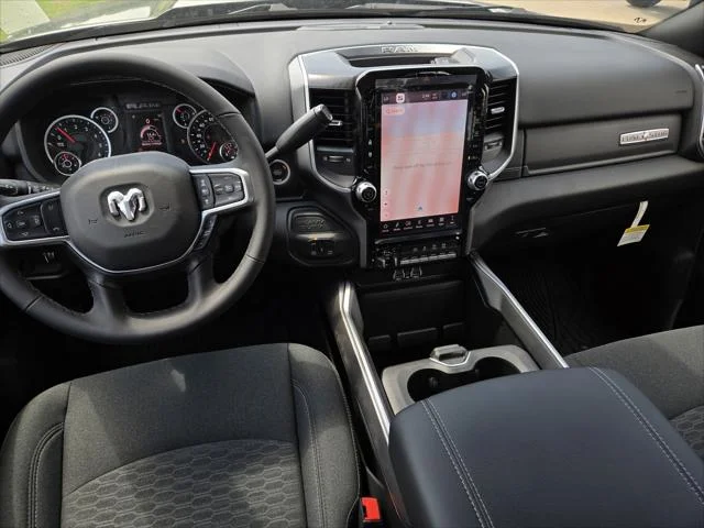 New 2026 Diamond Black Crystal Pearl-Coat Exterior Paint RAM Big Horn image 21
