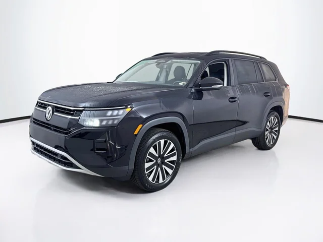 2027 Volkswagen Atlas SE w/Technology