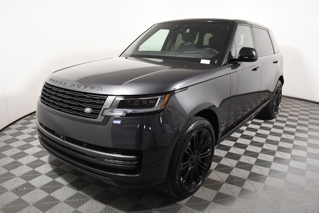 New 2026 Carpathian Gry Land Rover SE image 1