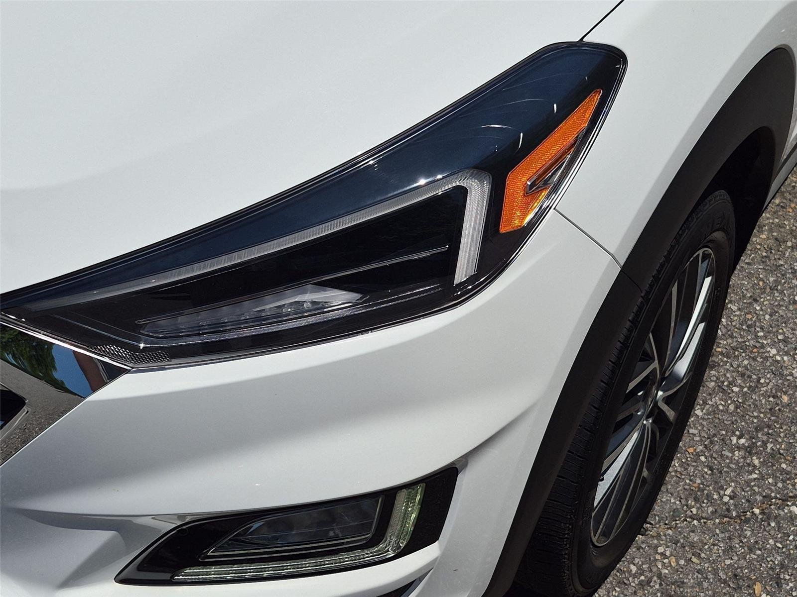 Used 2020 Winter White Hyundai Limited image 9