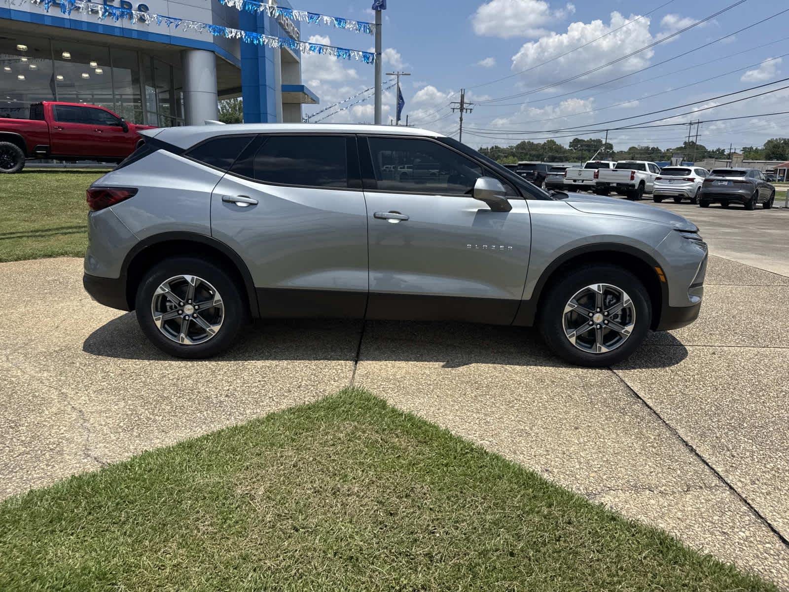 2026 Chevrolet Blazer 2LT - Photo 6