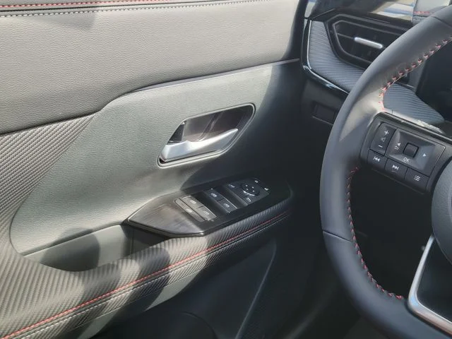 2025 Nissan Kicks SR AWD - Photo 32