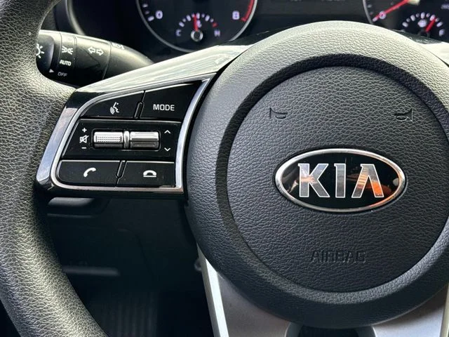 Used 2019 Silver Kia LXS image 20