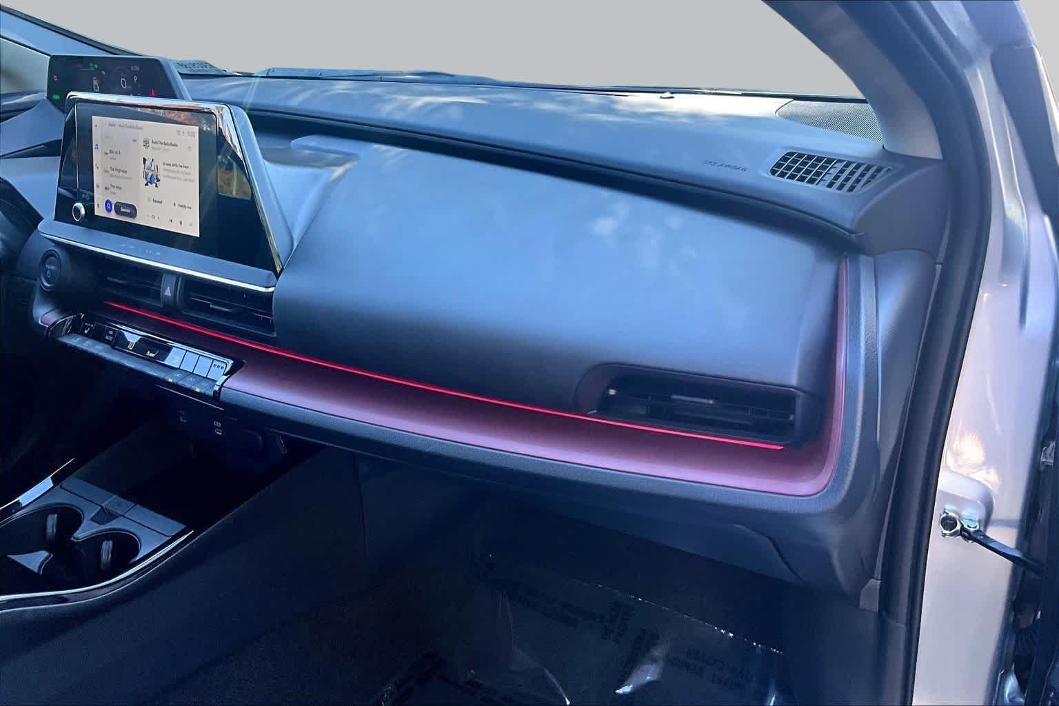 Used 2024 Cutting Edge Toyota XSE image 17