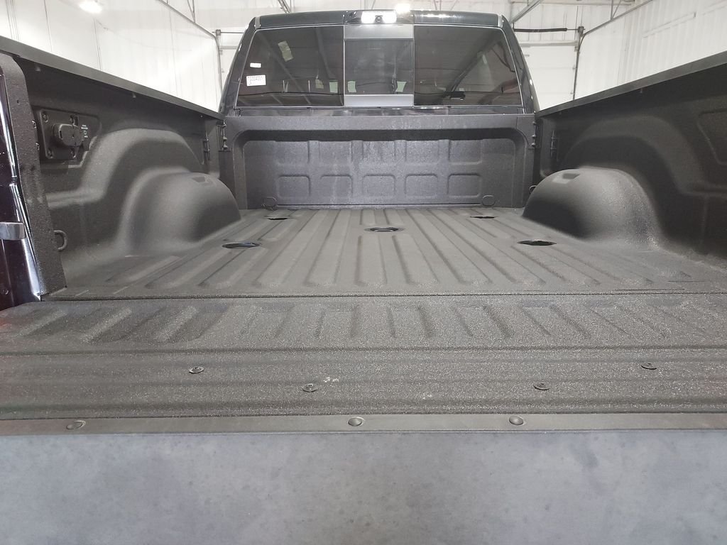 2026 RAM 3500 Laramie - Photo 29