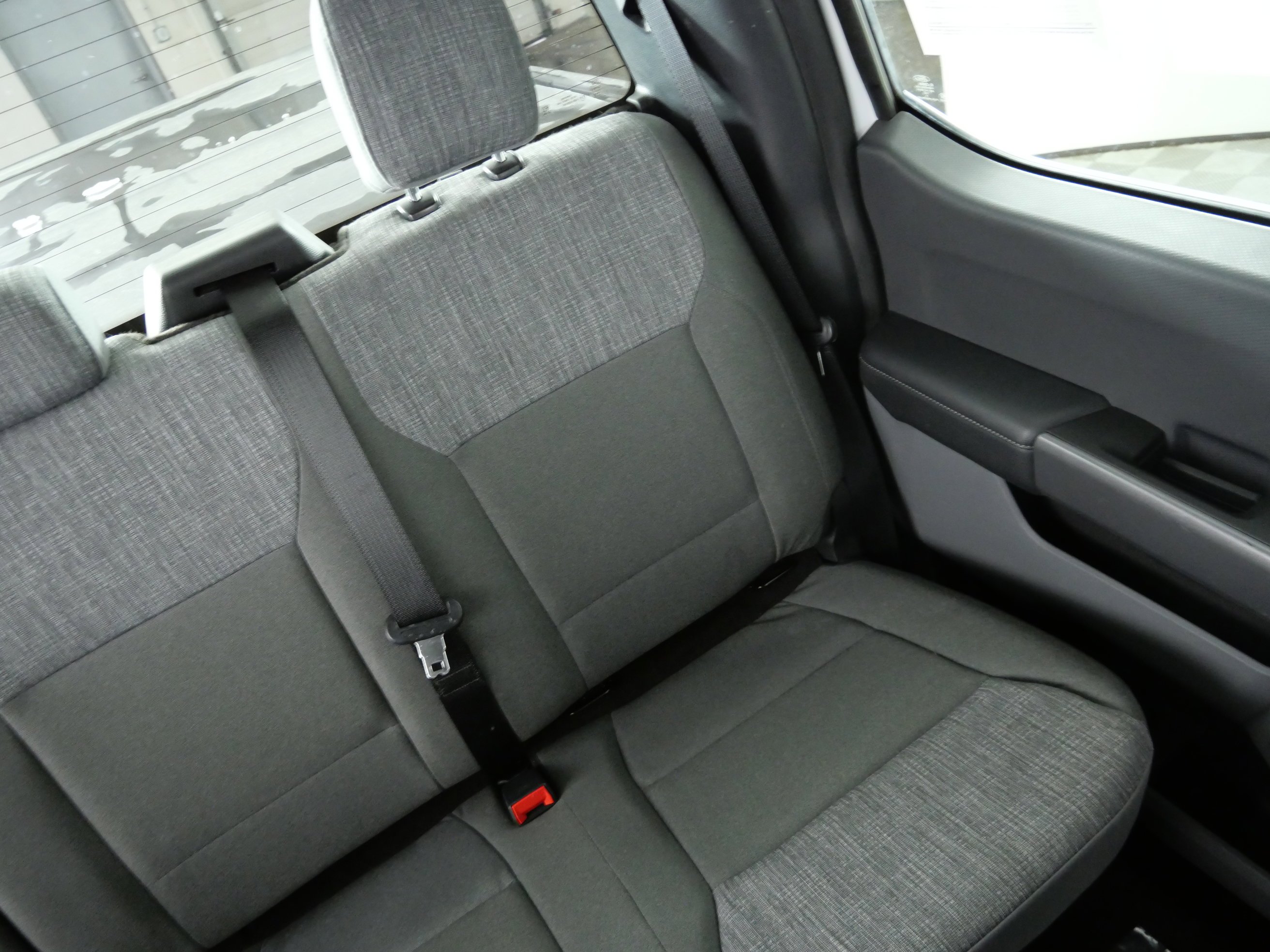Used 2022 Oxford White Ford XLT image 15