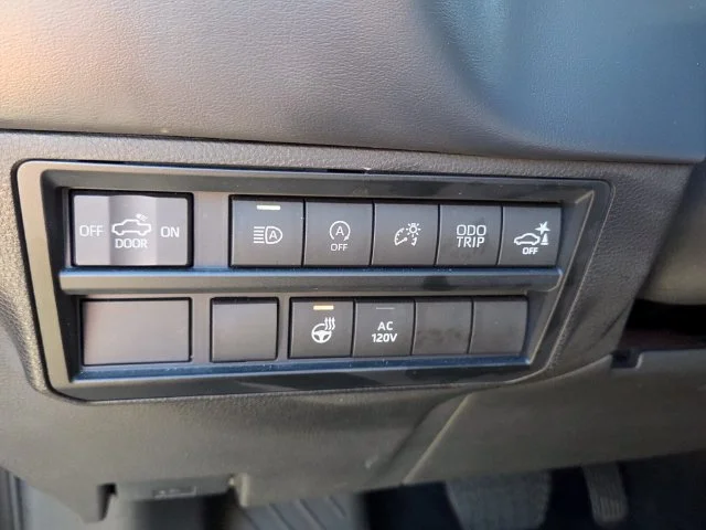 Used 2022 Gray Toyota Platinum image 27