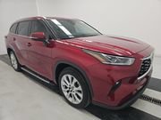 Used 2025 Pearl Toyota Limited image 3