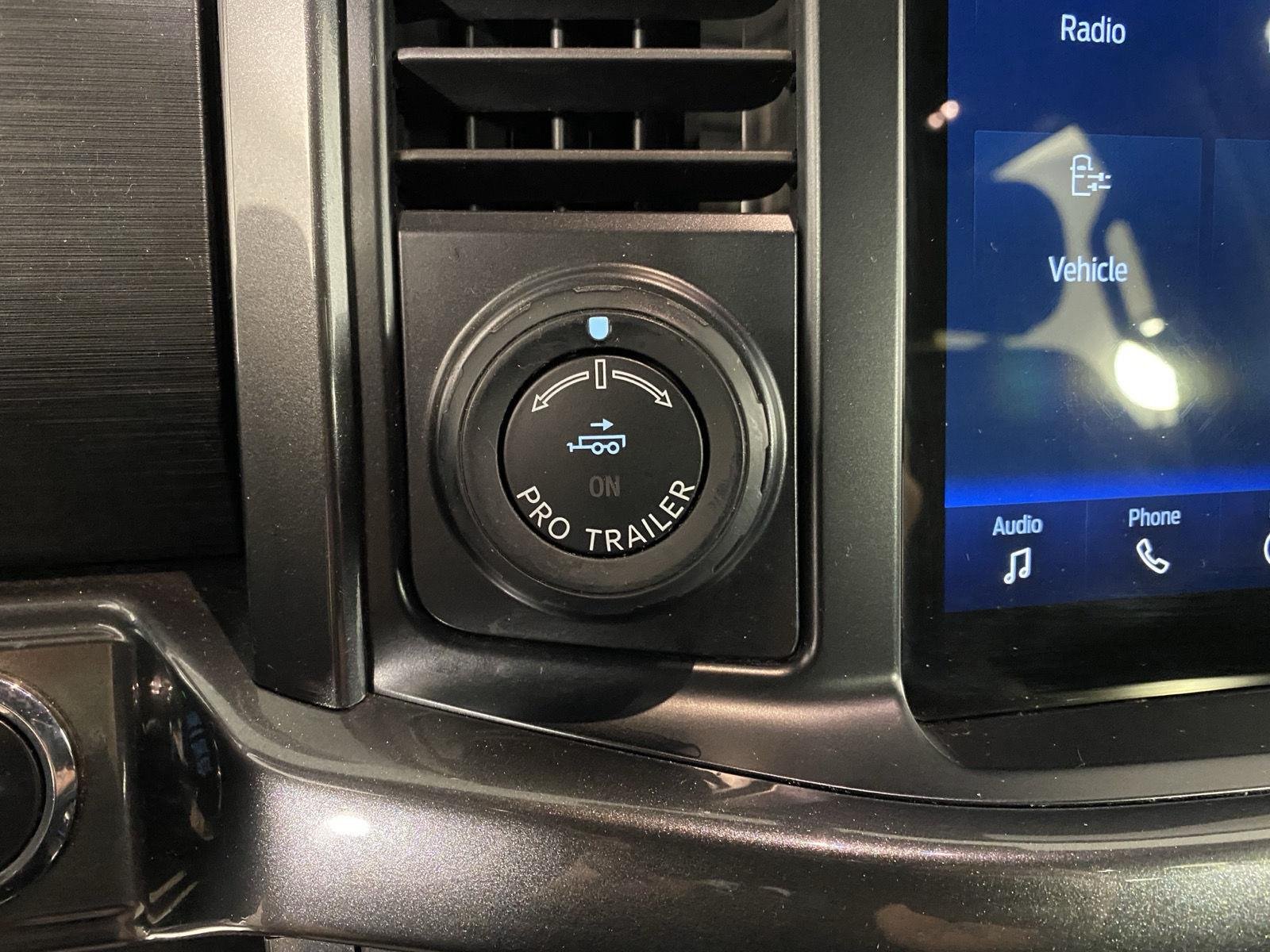 Used 2021 Black Metallic Ford XLT image 23