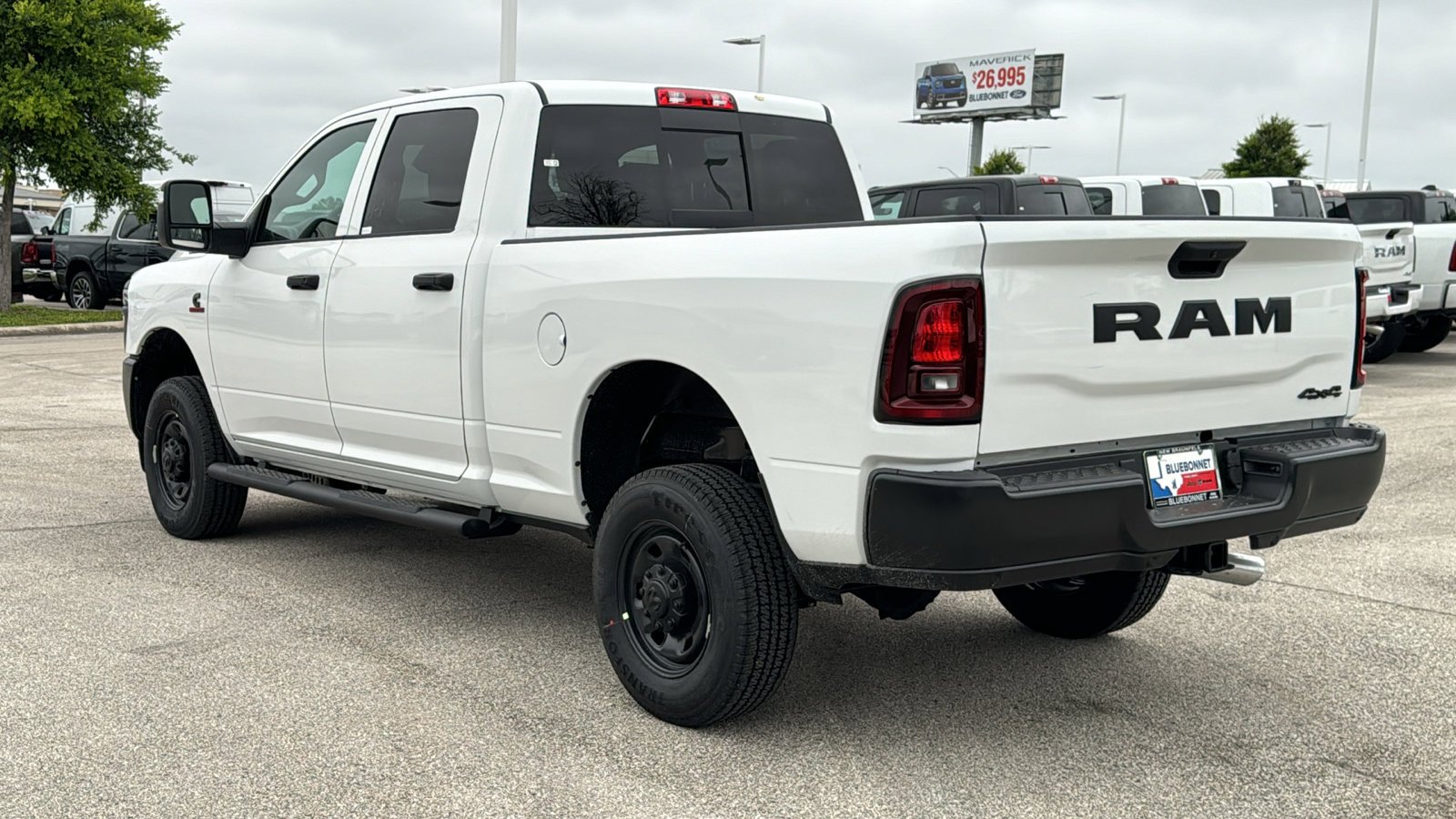 New 2026 Bright White Clear-Coat Exterior Paint RAM Tradesman image 7