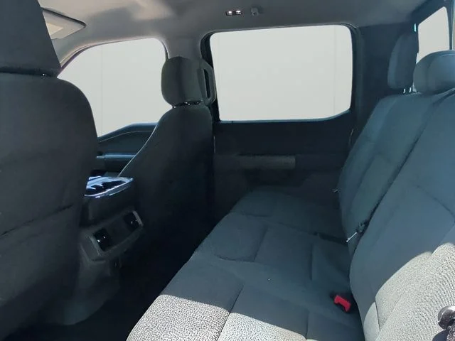 Used 2024 Silver Ford XLT image 35