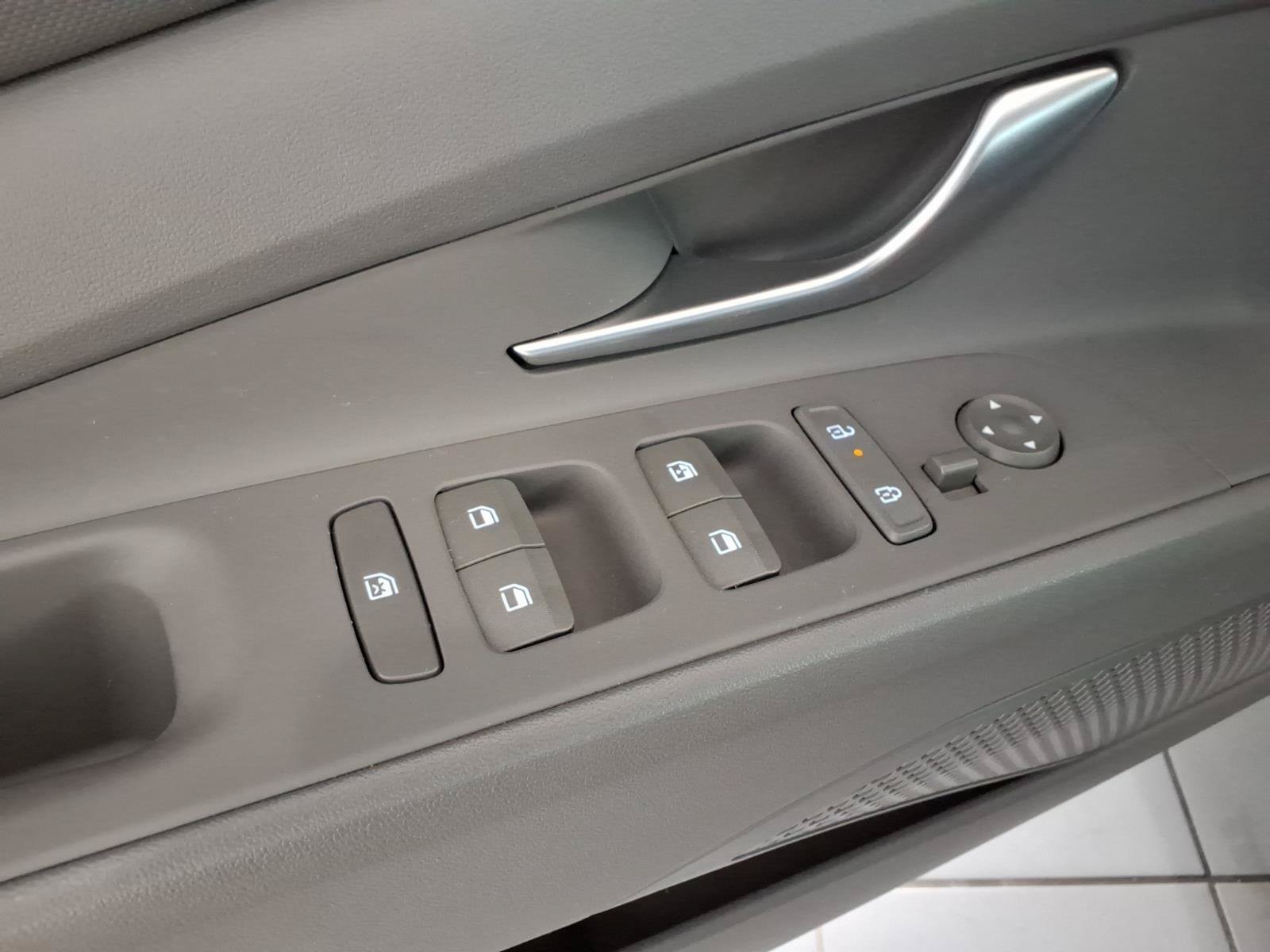 Certified Used 2024 Amazon Gray Hyundai SEL image 21
