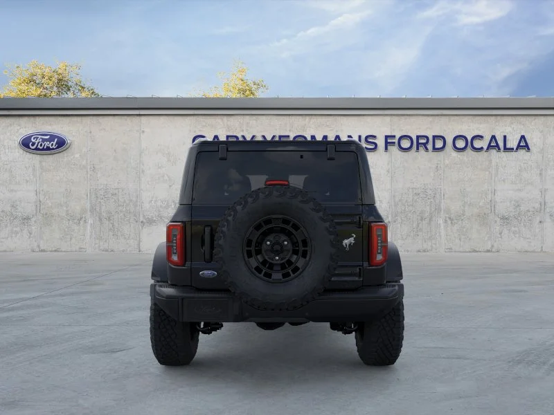 New 2026 Shadow Black Ford Badlands® image 5