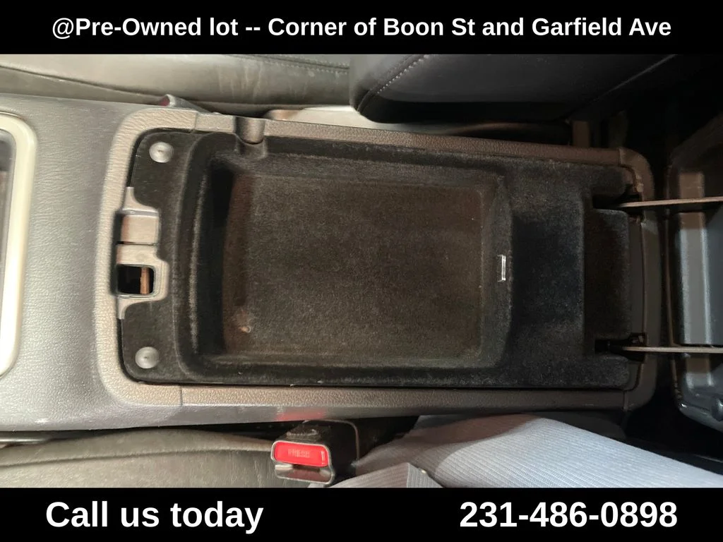 Used 2012 Silver Jeep Laredo image 25