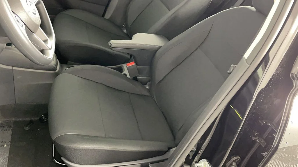 2025 Nissan KICKS PLAY Base - Photo 12
