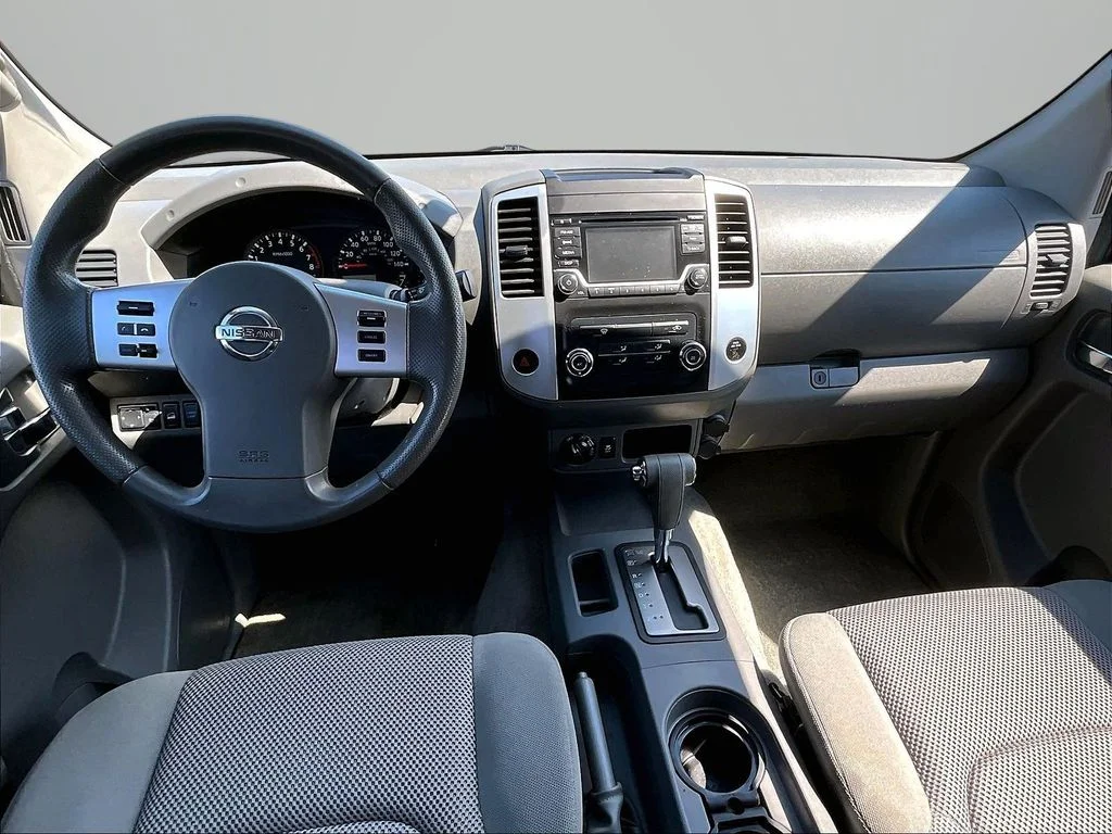 Used 2015 Blue Nissan SV image 16