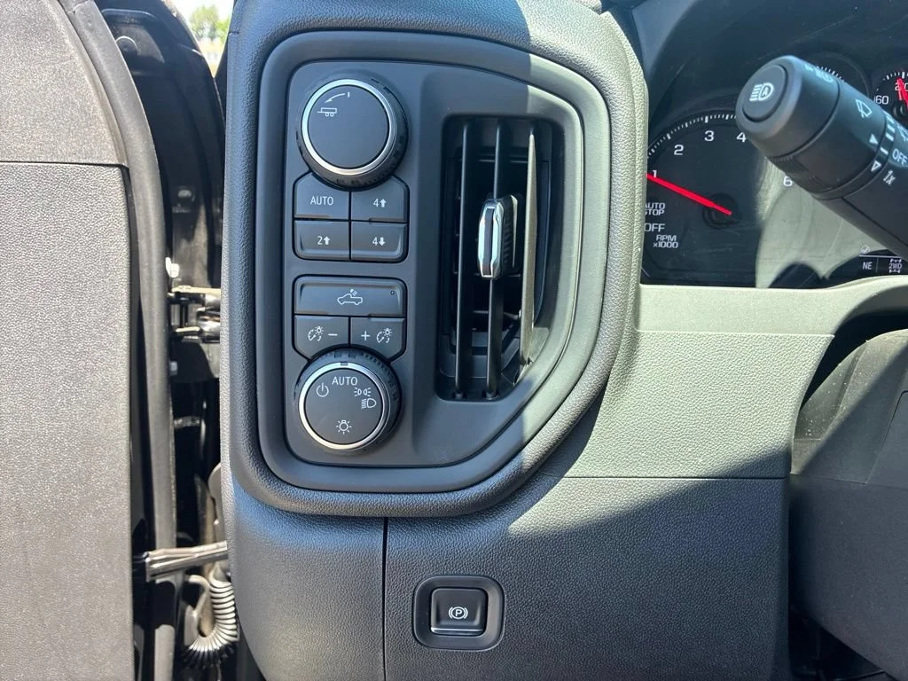 2026 Chevrolet Silverado 1500 Custom Trail Boss - Photo 12