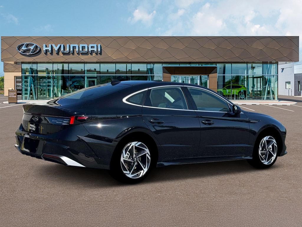 New 2026 Black Hyundai SEL Sport image 8