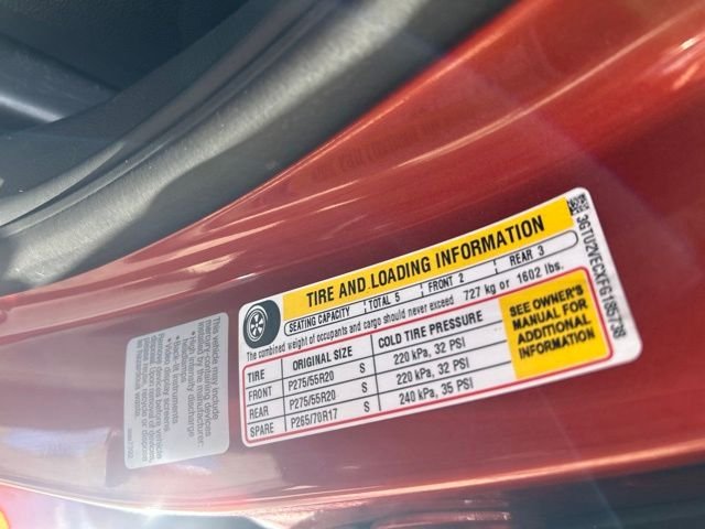 Used 2015 Red GMC SLT image 37